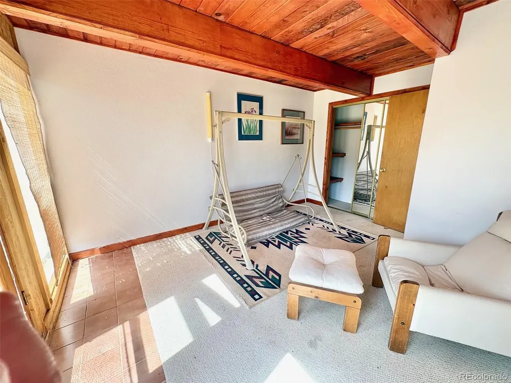 2121 Cr 1 Florissant CO 80816