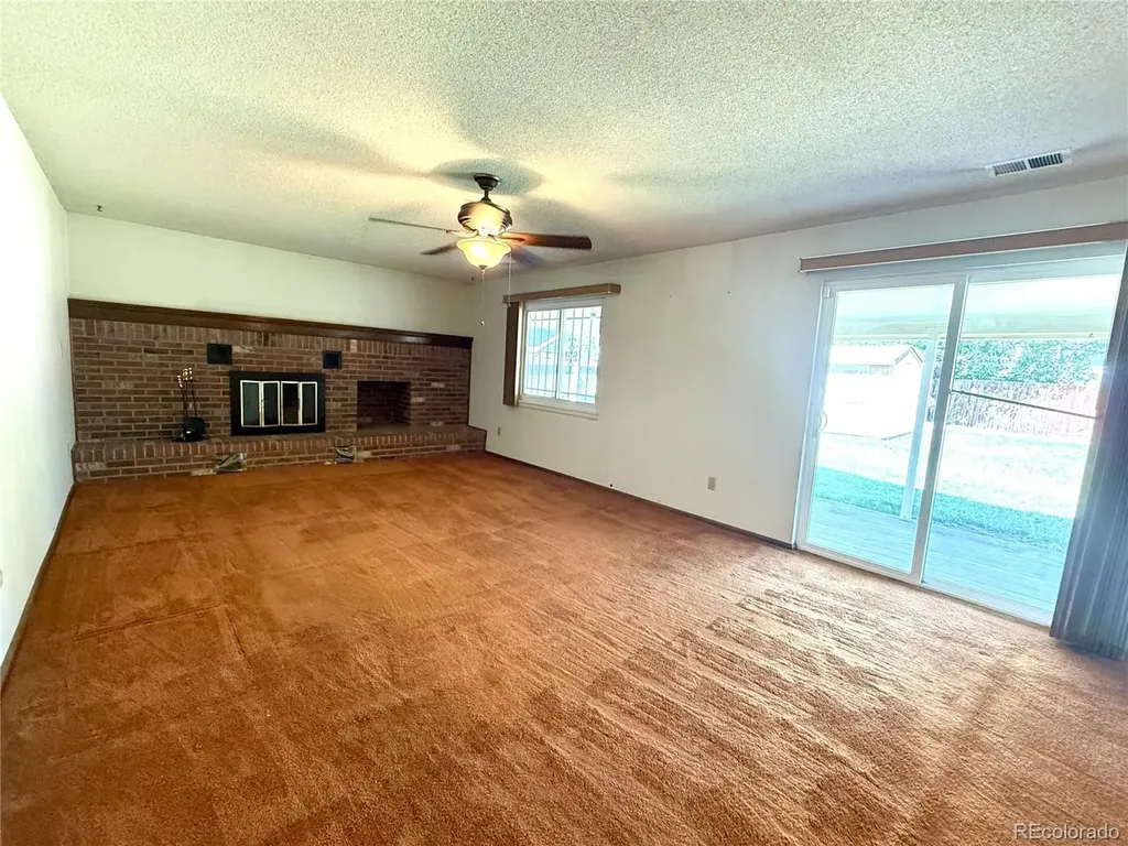 4705 Fraser Way Denver CO 80239