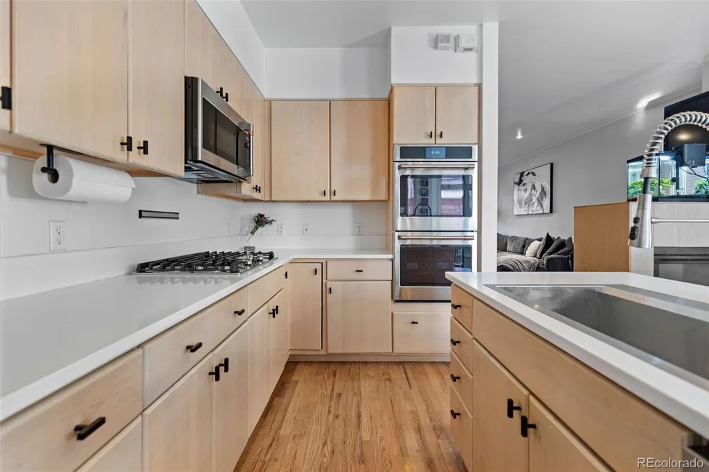 12 S Monroe Street Denver CO 80209