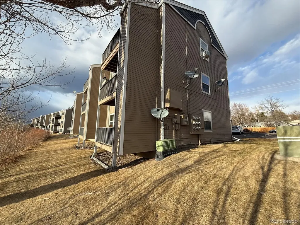 1211 S Gilbert Street Castle Rock CO 80104