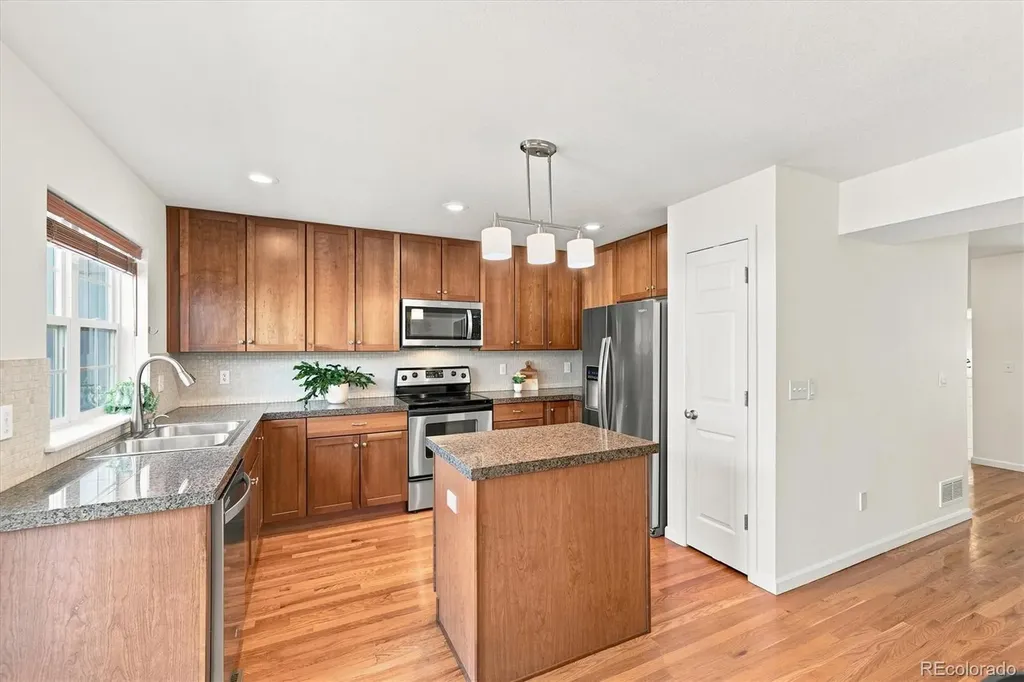 8705 E 29th Place Denver CO 80238