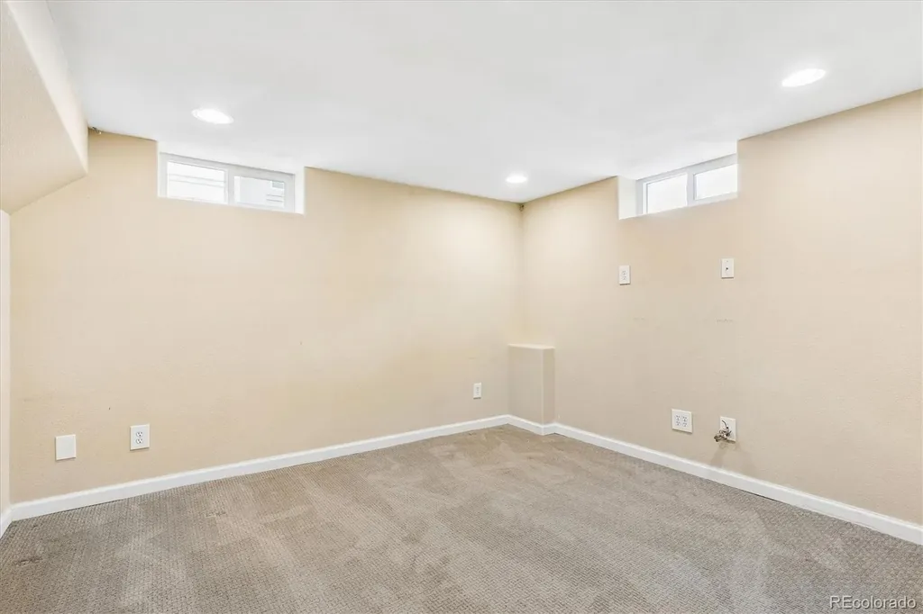 1718 Newport Street Denver CO 80220