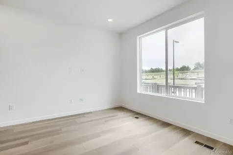 7651 S Mobile Way Centennial CO 80016