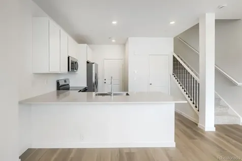 7651 S Mobile Way Centennial CO 80016