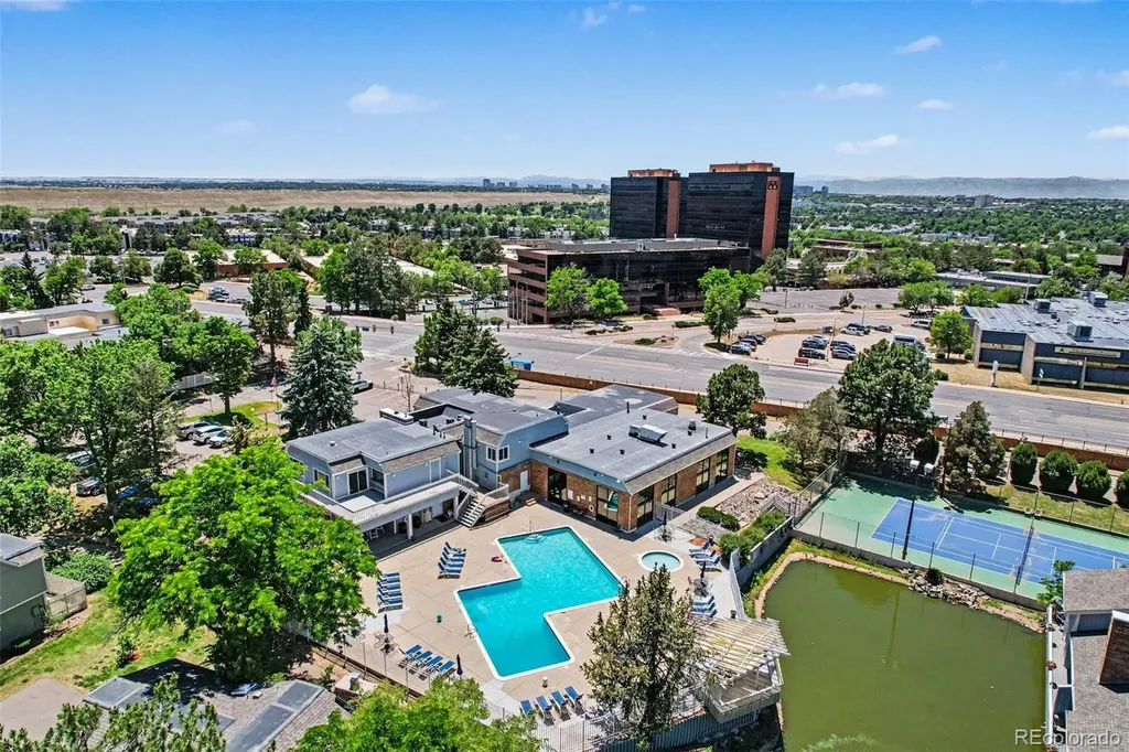 2740 S Kenton Court Aurora CO 80014