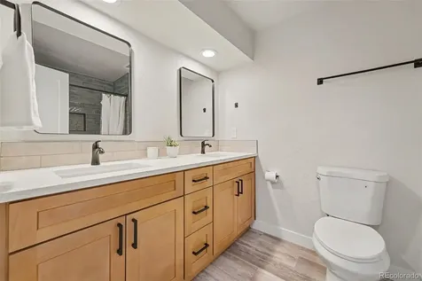 2740 S Kenton Court Aurora CO 80014
