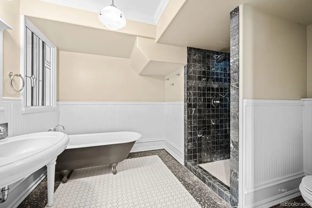 325 Mcmurtrie Road Westcliffe CO 81252