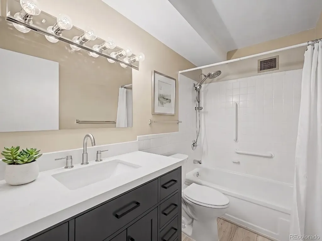 605 S Alton Way Denver CO 80247