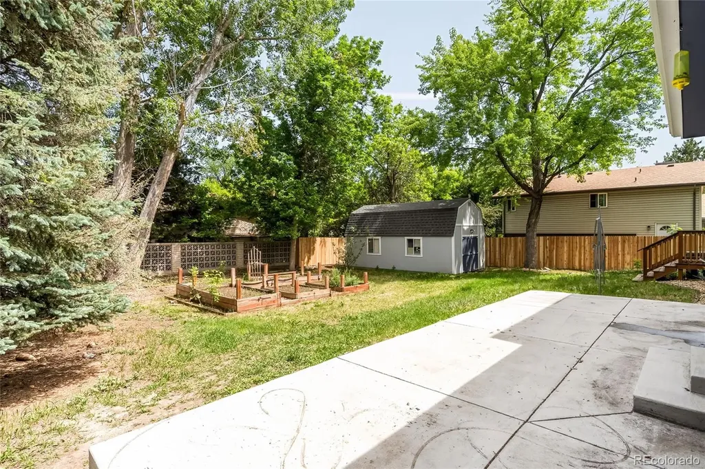2504 Balsam Street Lakewood CO 80214