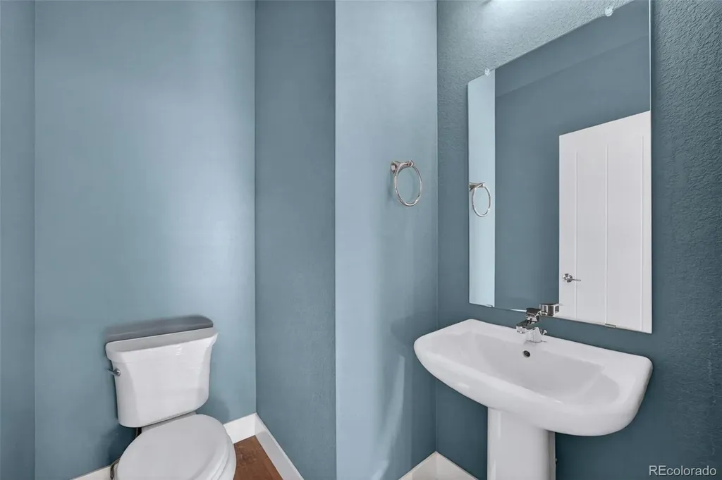 5540 Valentia Court Denver CO 80238