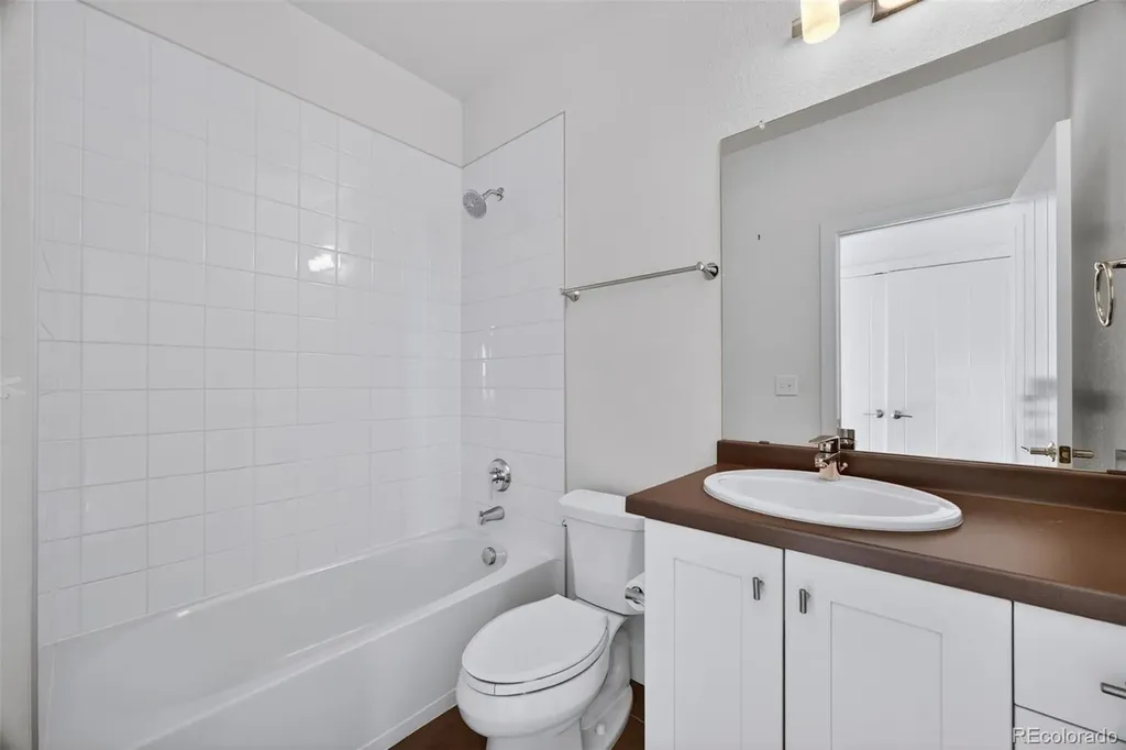 5540 Valentia Court Denver CO 80238