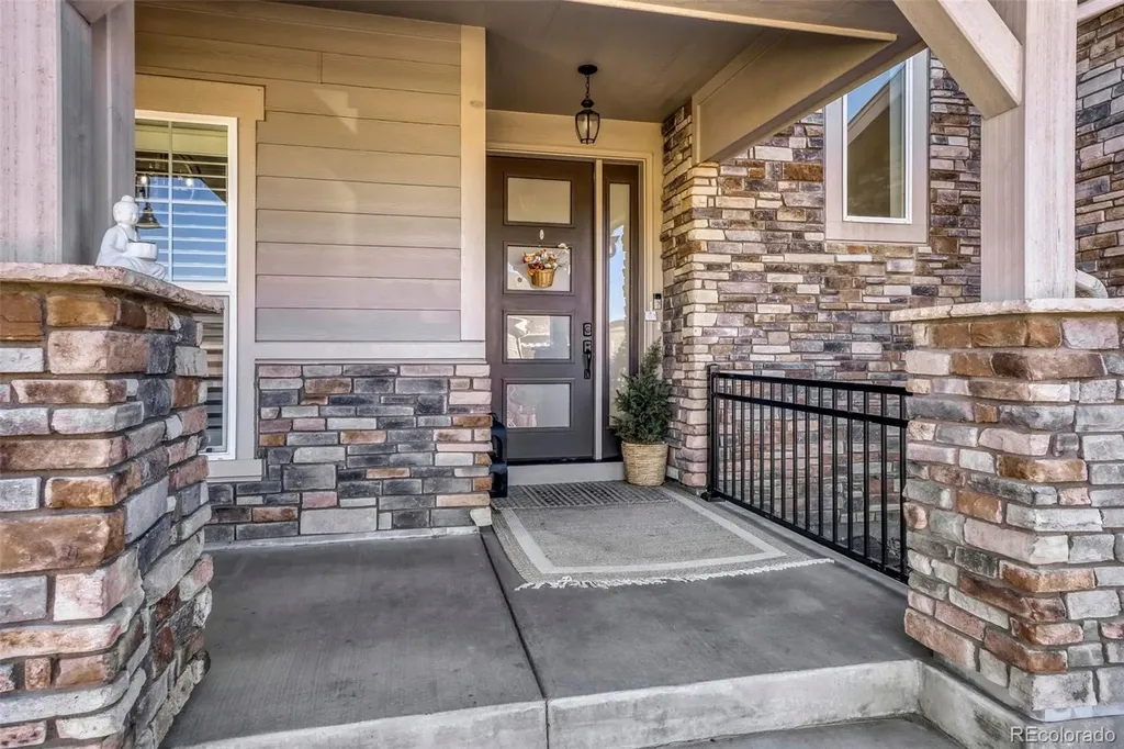 27841 E Lakeview Drive Aurora CO 80016