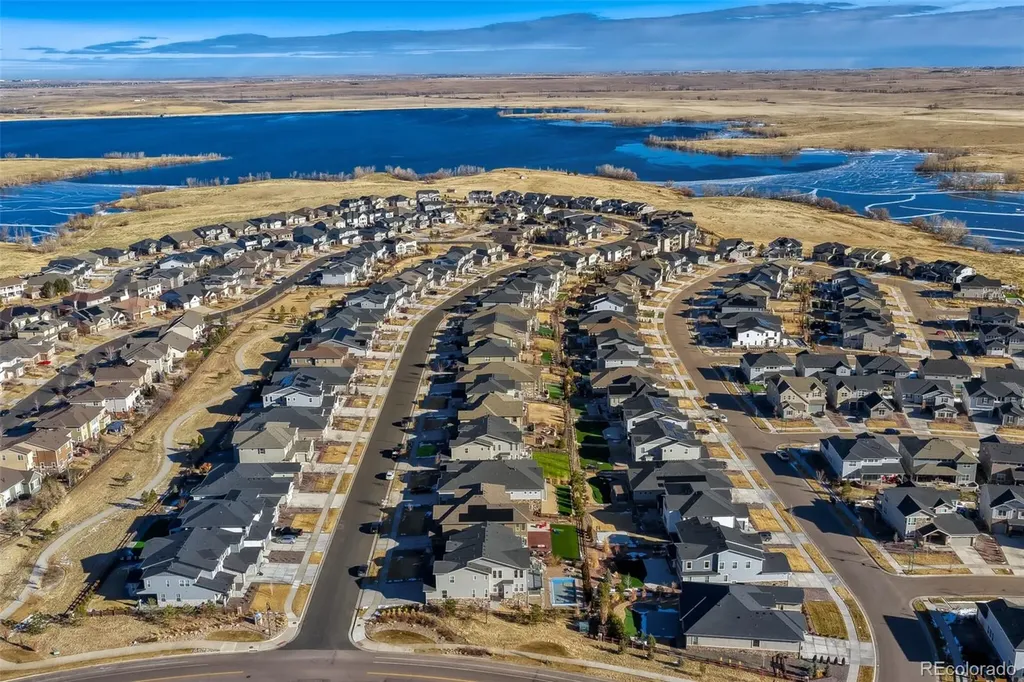 27841 E Lakeview Drive Aurora CO 80016