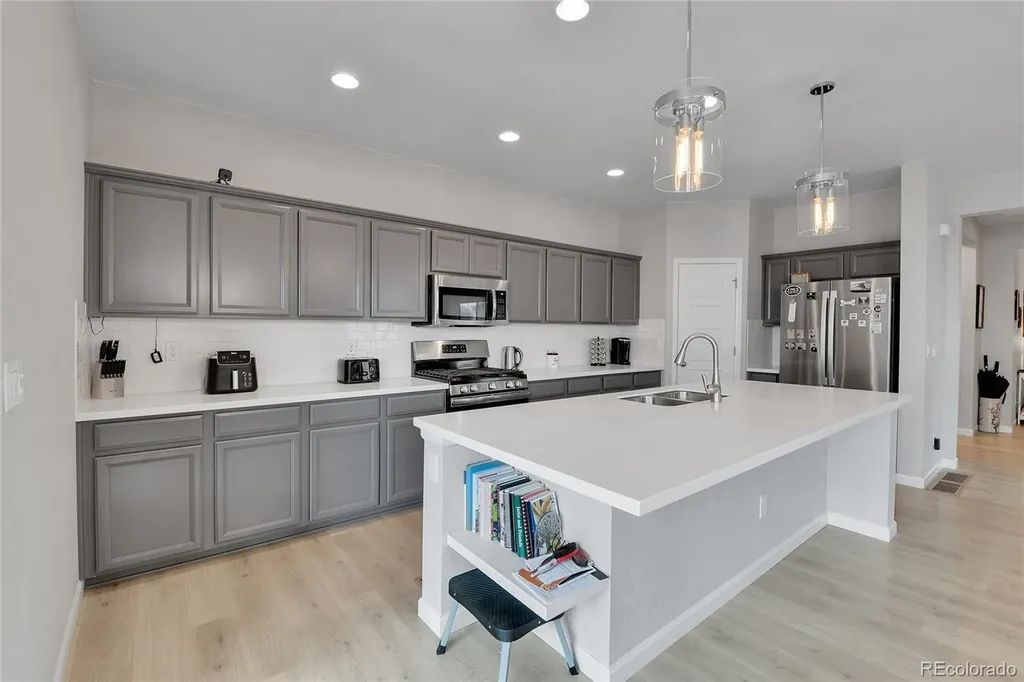 27853 E 8th Avenue Aurora CO 80018