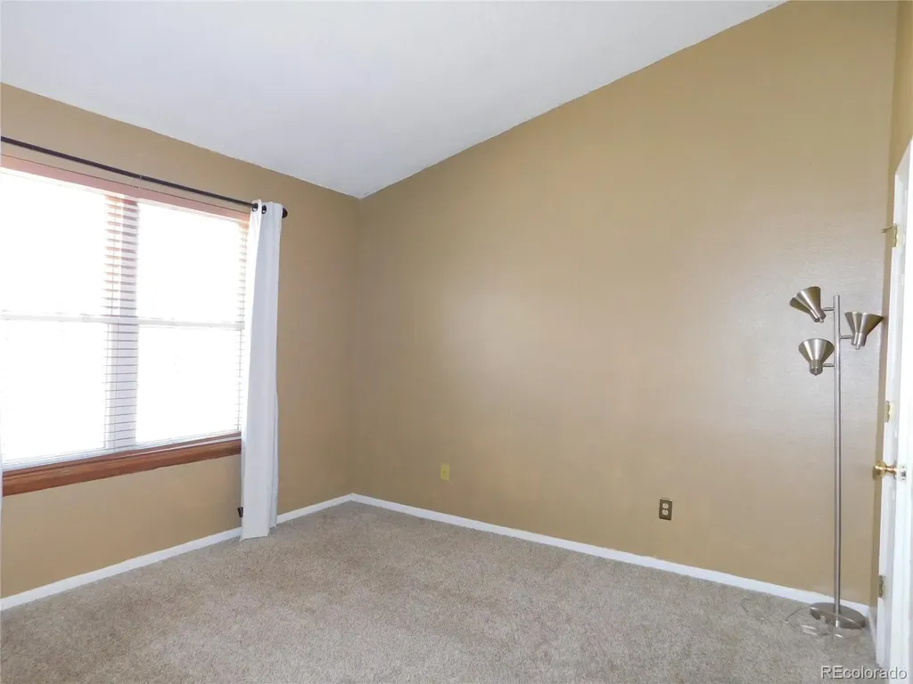 4044 S Carson Street Aurora CO 80014