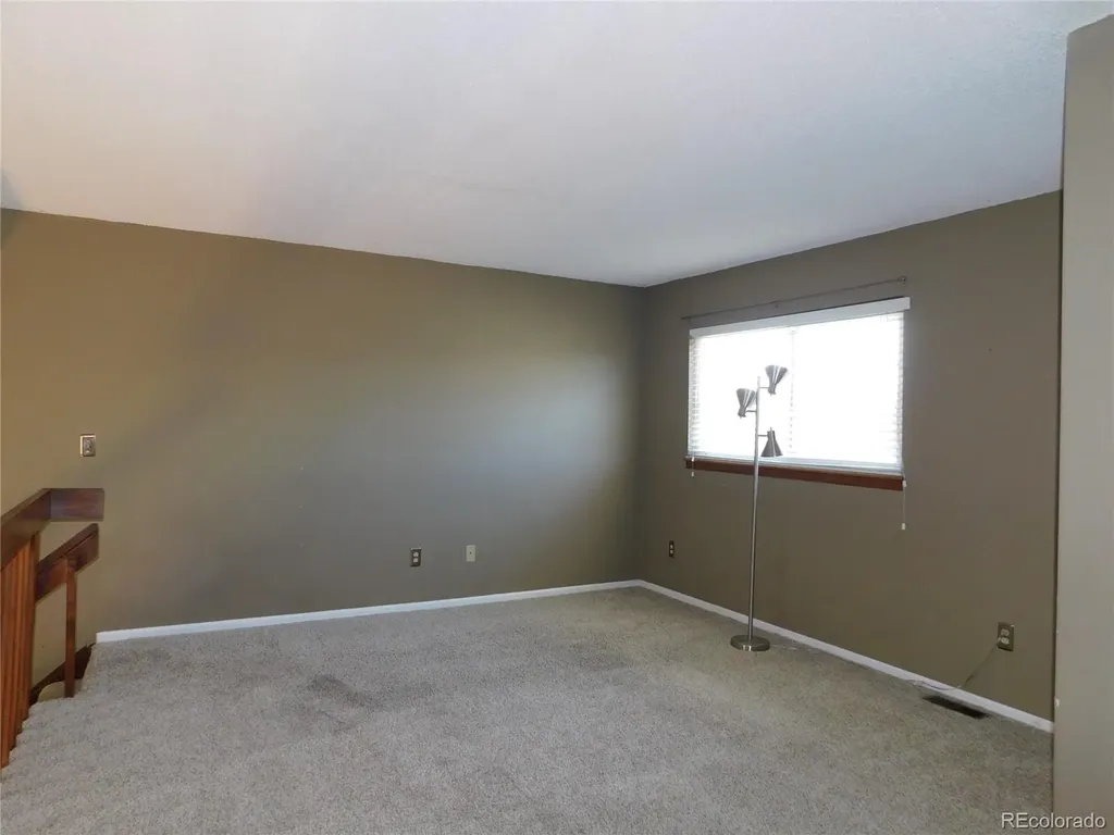 4044 S Carson Street Aurora CO 80014