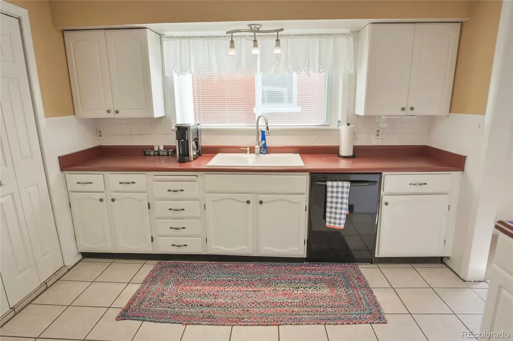 232 E 6th Street Walsenburg CO 81089