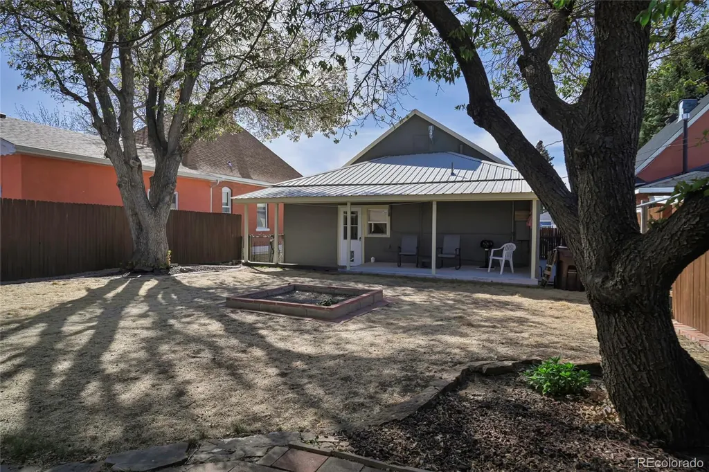 232 E 6th Street Walsenburg CO 81089