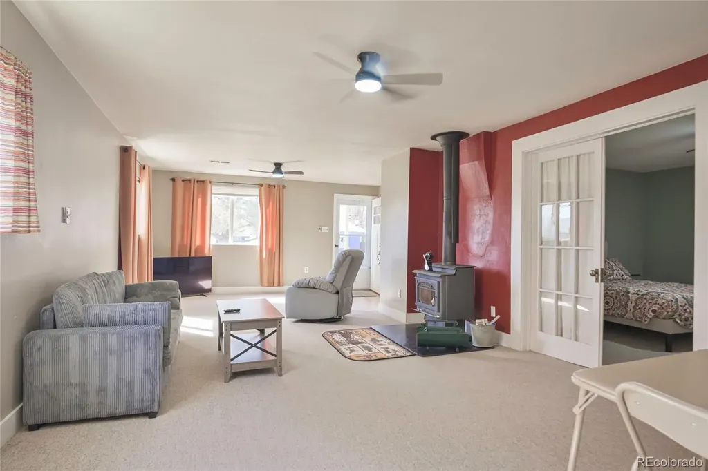 232 E 6th Street Walsenburg CO 81089