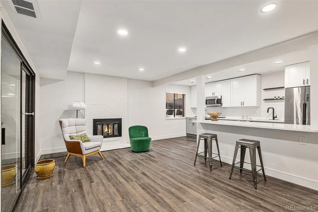 7995 E Mississippi Avenue Denver CO 80247