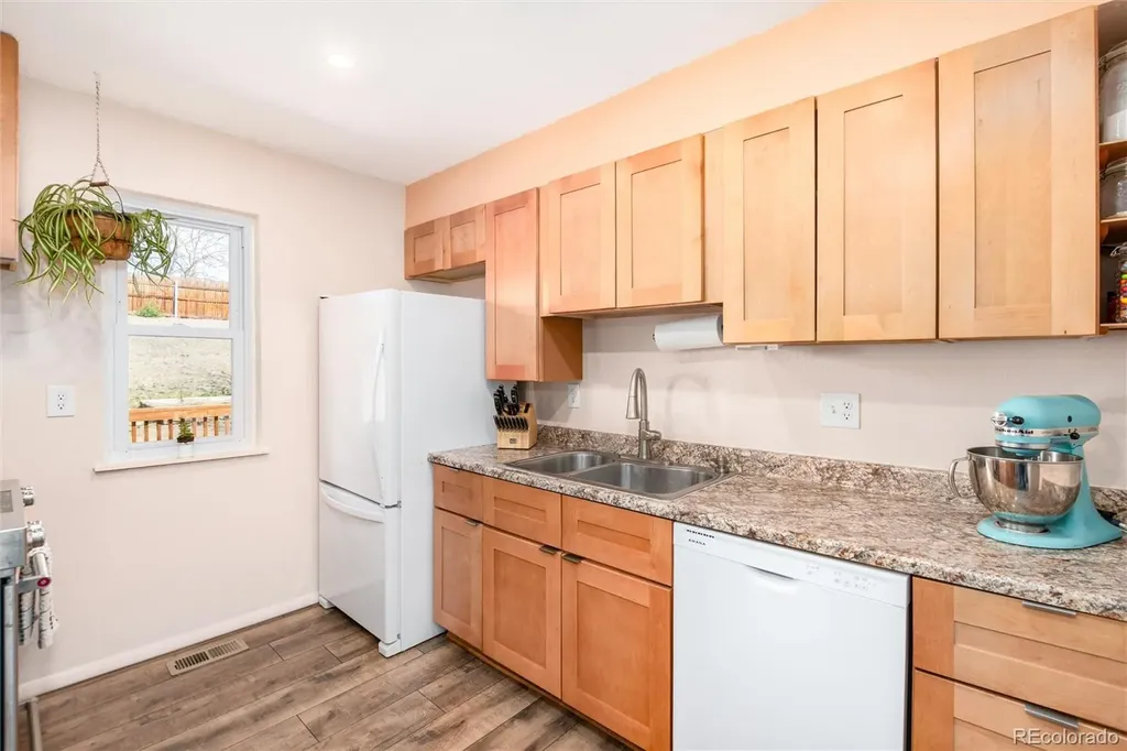 8787 Dover Circle Arvada CO 80005