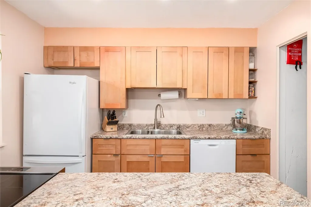 8787 Dover Circle Arvada CO 80005