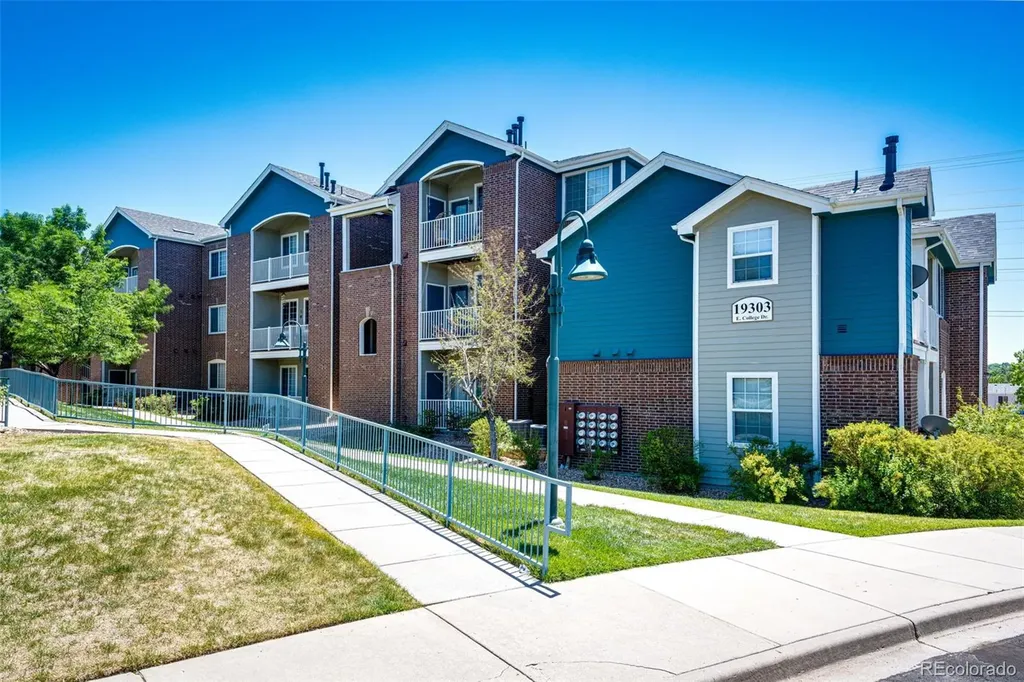 19303 E College Drive Aurora CO 80013