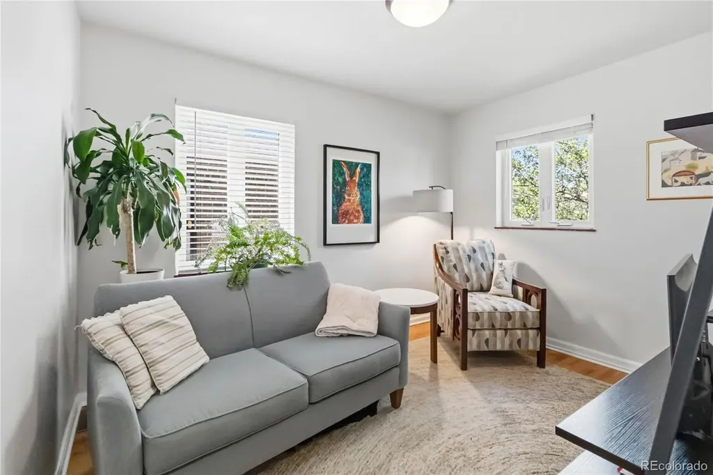 987 Glencoe Street Denver CO 80220