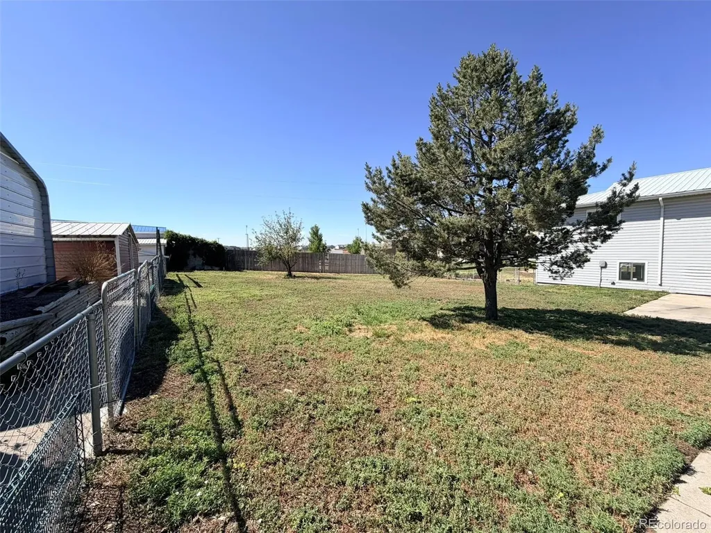 140 3rd Avenue Deer Trail CO 80105