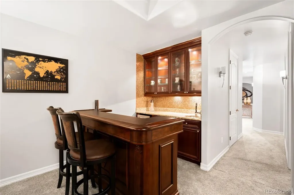 2527 Tremont Place Denver CO 80205