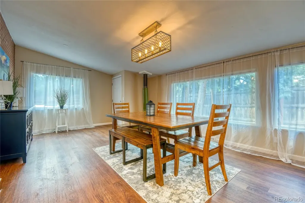 6016 S Bannock Street Littleton CO 80120