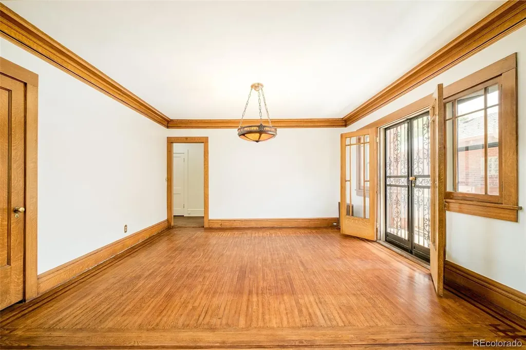 674 Steele Street Denver CO 80206