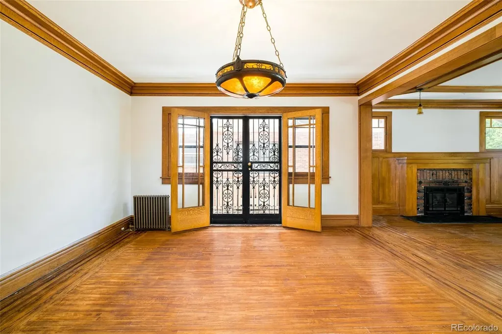 674 Steele Street Denver CO 80206