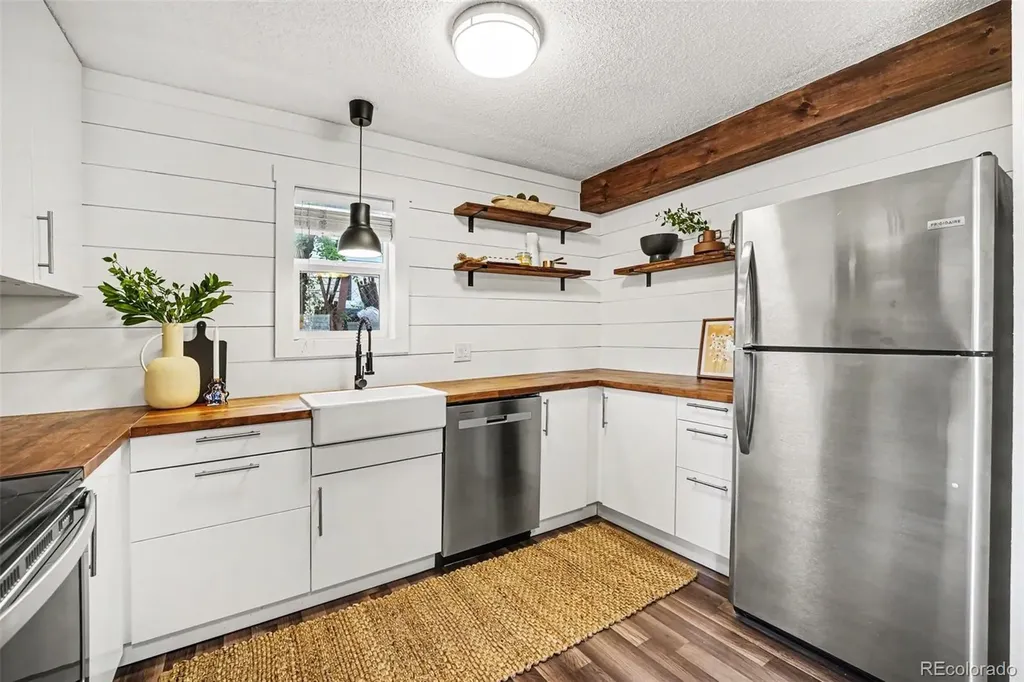 5700 W 28th Avenue Wheat Ridge CO 80214