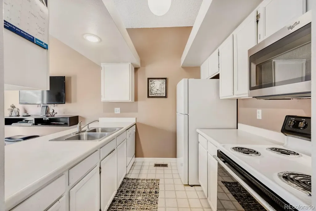 4252 S Richfield Way Aurora CO 80013