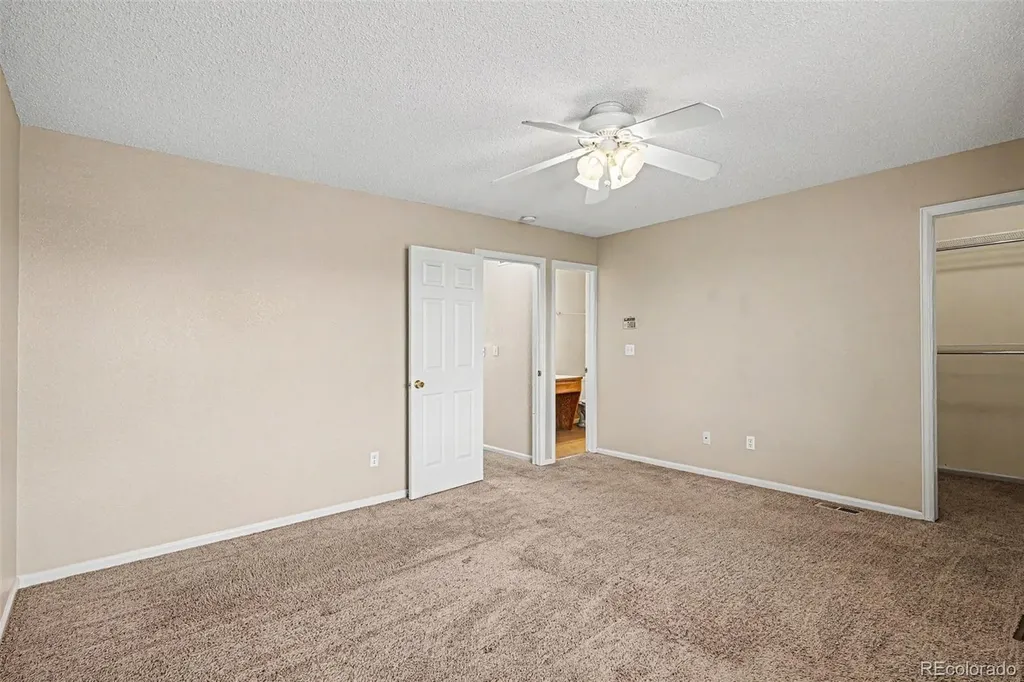 10411 Hyacinth Street Highlands Ranch CO 80129