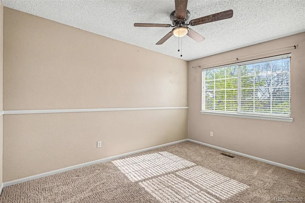 10411 Hyacinth Street Highlands Ranch CO 80129