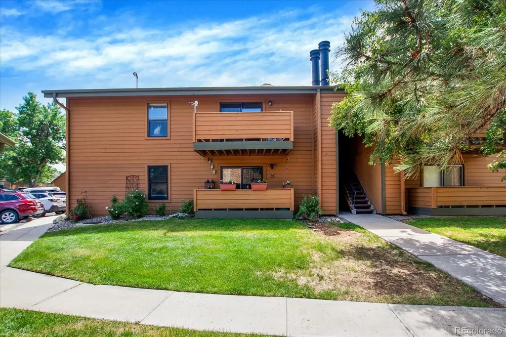 3345 S Ammons Street Lakewood CO 80227