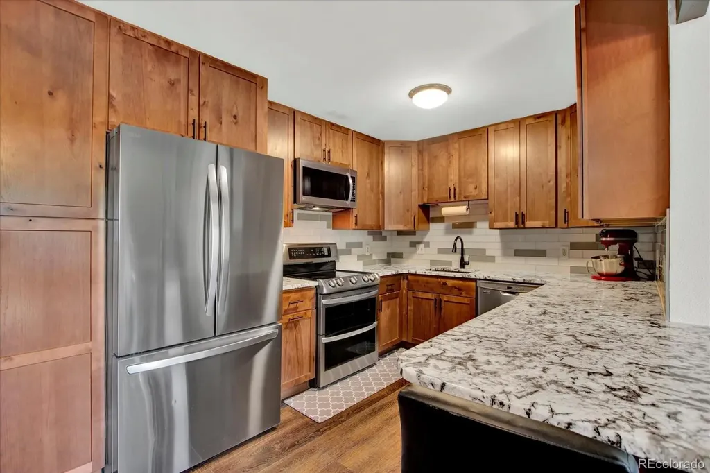 3345 S Ammons Street Lakewood CO 80227