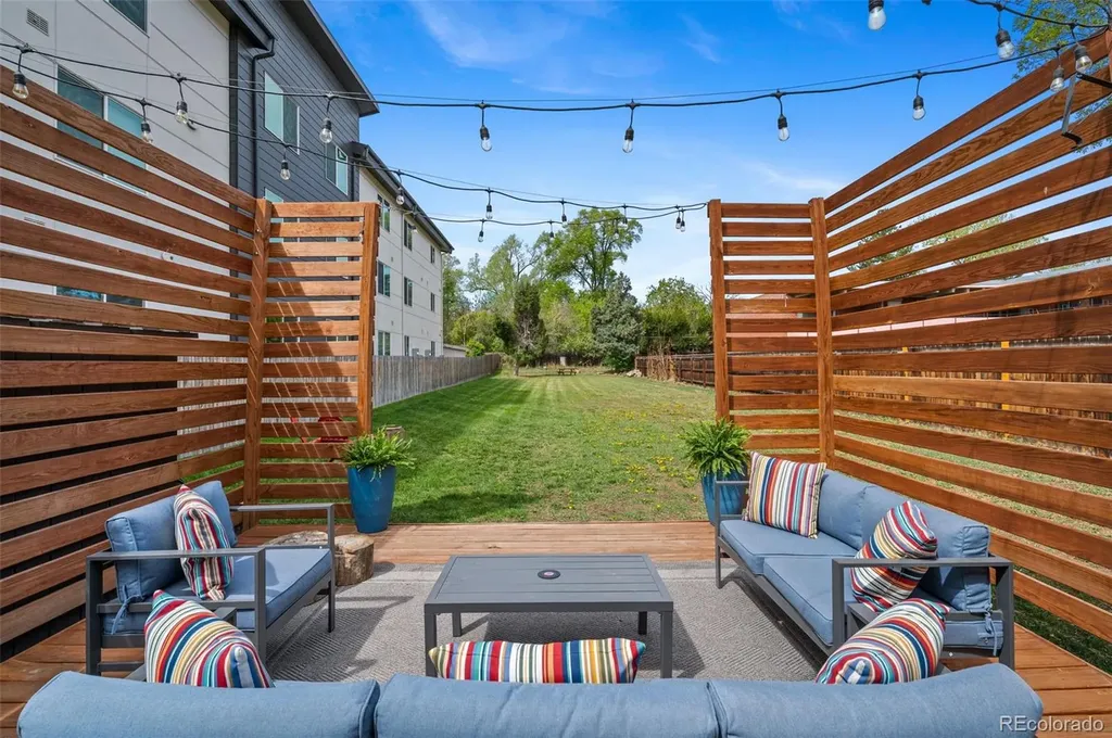 1095 Carr Street Lakewood CO 80214