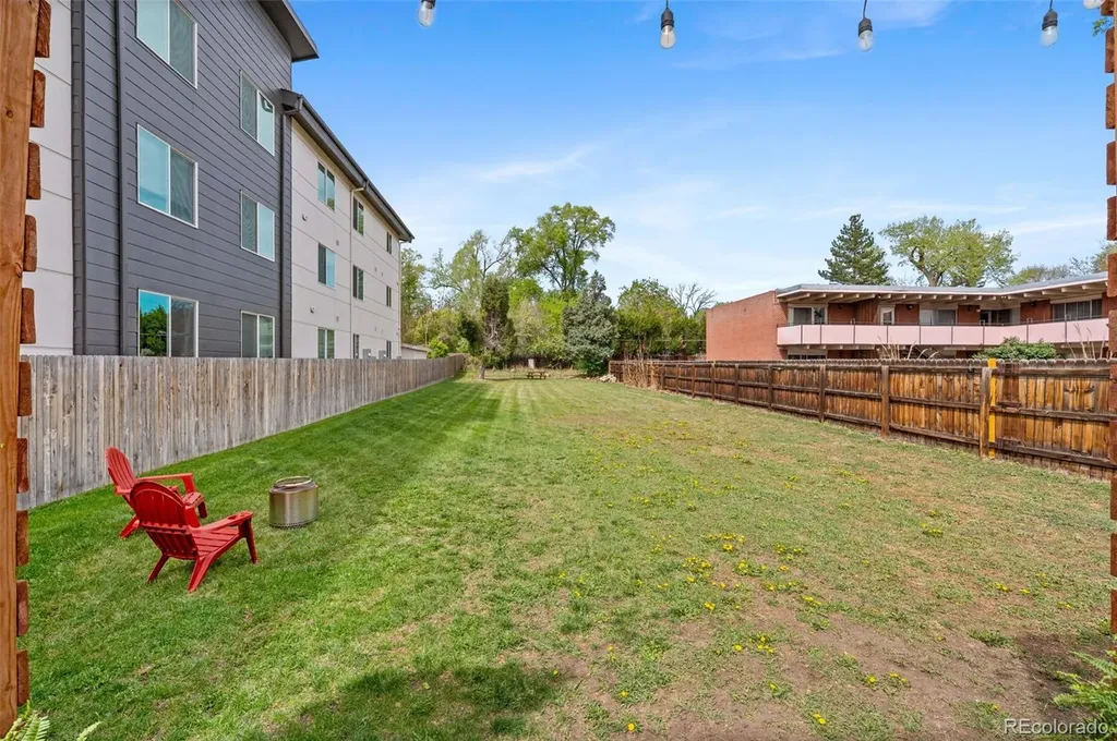 1095 Carr Street Lakewood CO 80214
