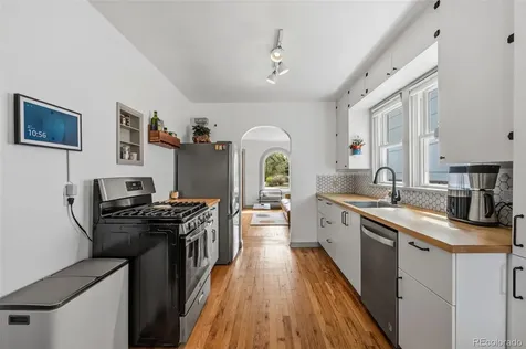 1095 Carr Street Lakewood CO 80214