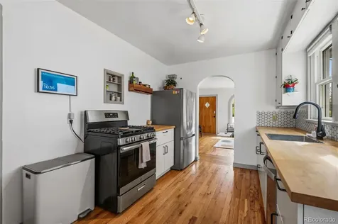 1095 Carr Street Lakewood CO 80214
