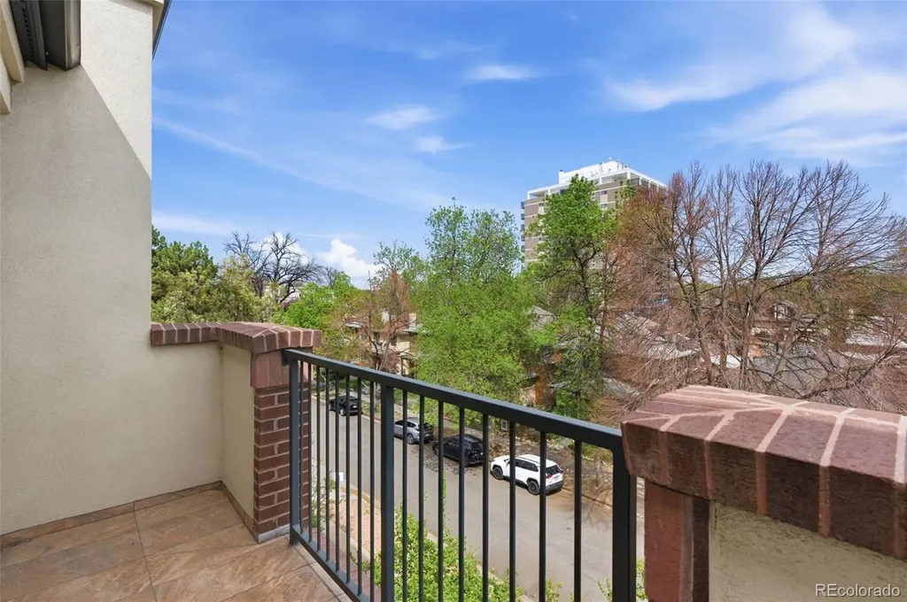 1623 Saint Paul Street Denver CO 80206
