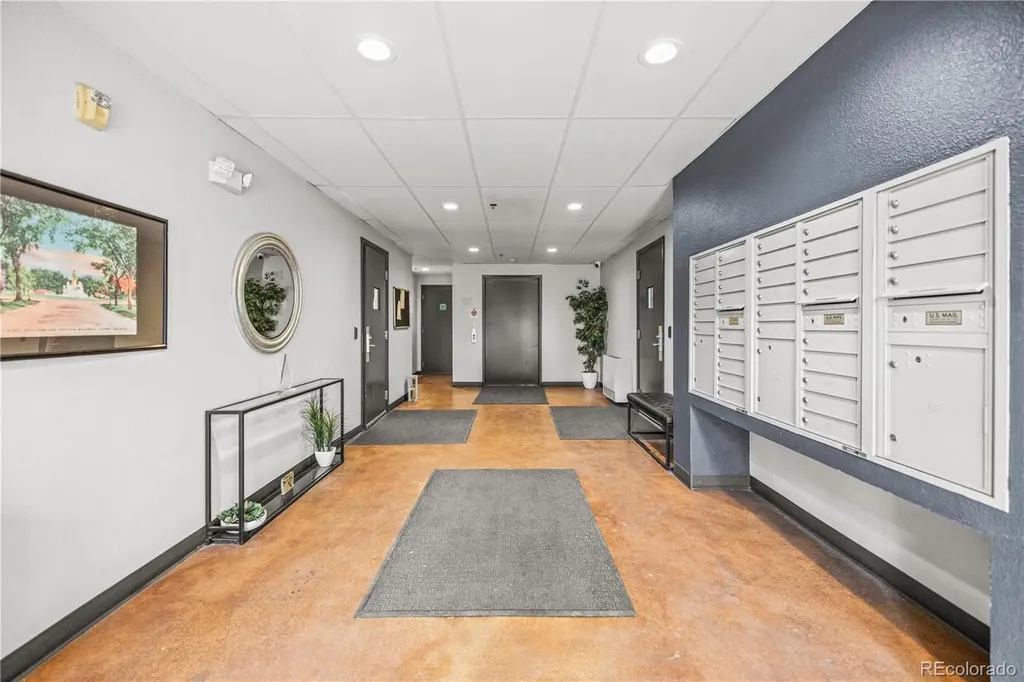 1623 Saint Paul Street Denver CO 80206