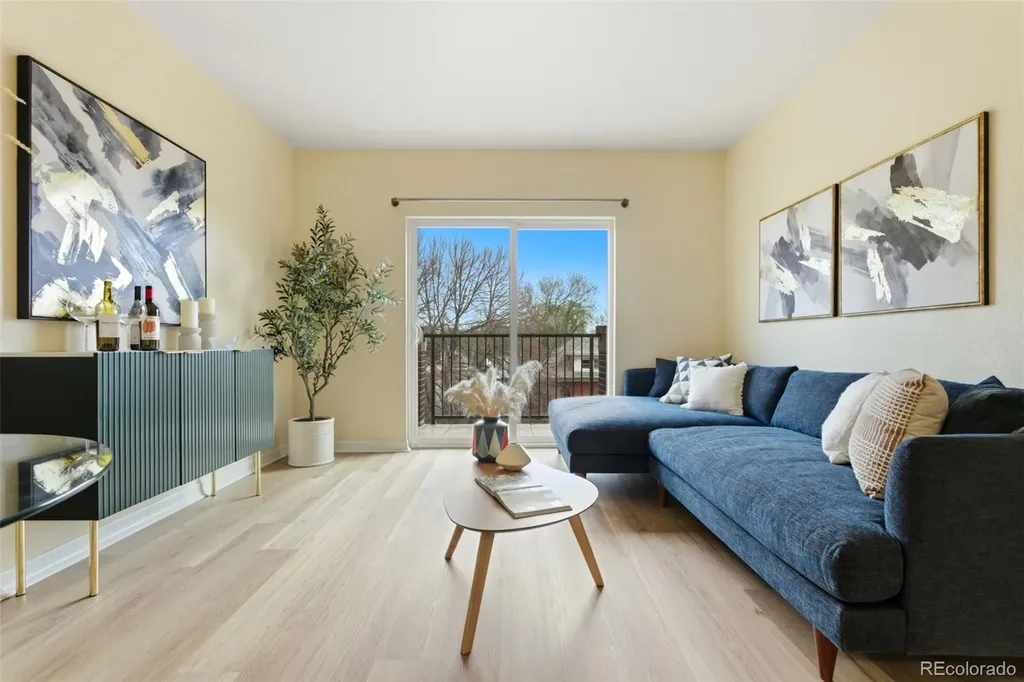 1623 Saint Paul Street Denver CO 80206