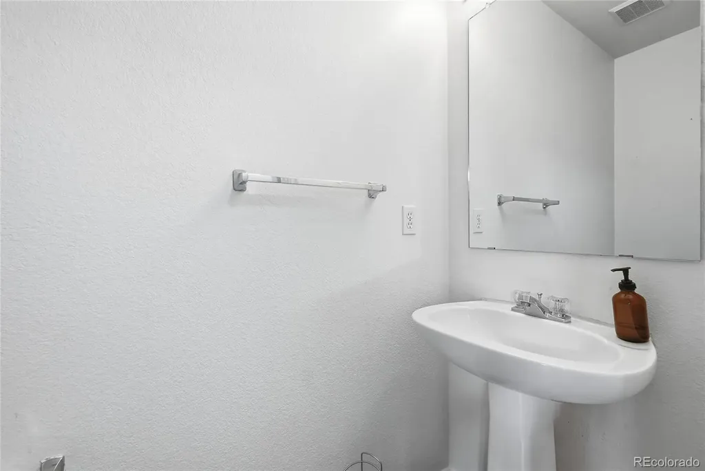 5323 S Malta Way Centennial CO 80015
