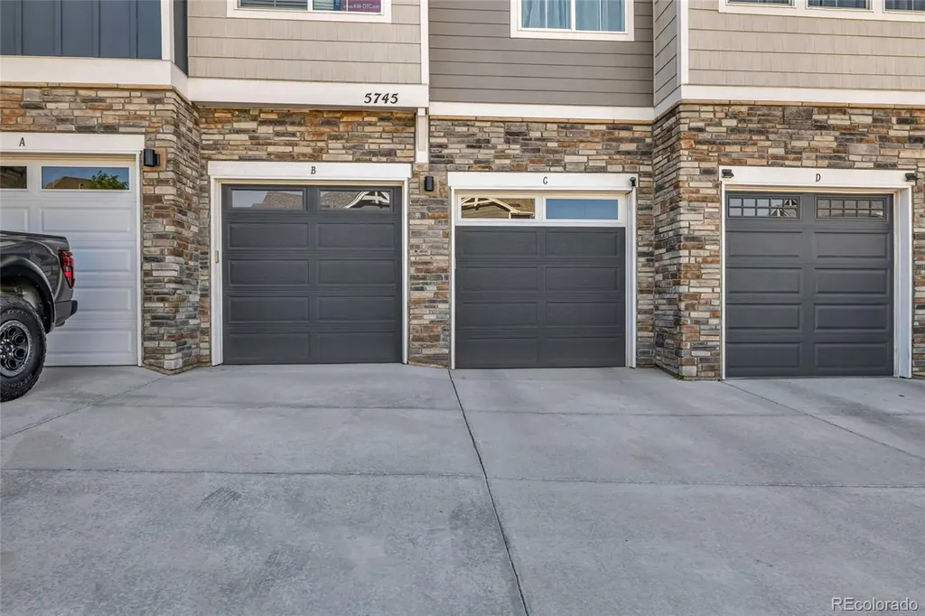 5745 S Buchanan Court Aurora CO 80016