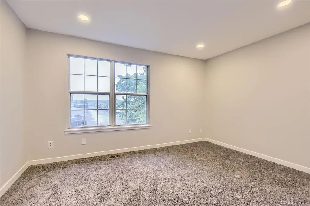 1811 S Quebec Way Denver CO 80231