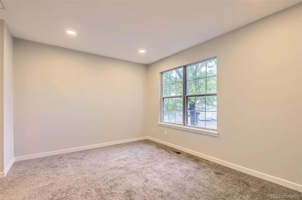 1811 S Quebec Way Denver CO 80231